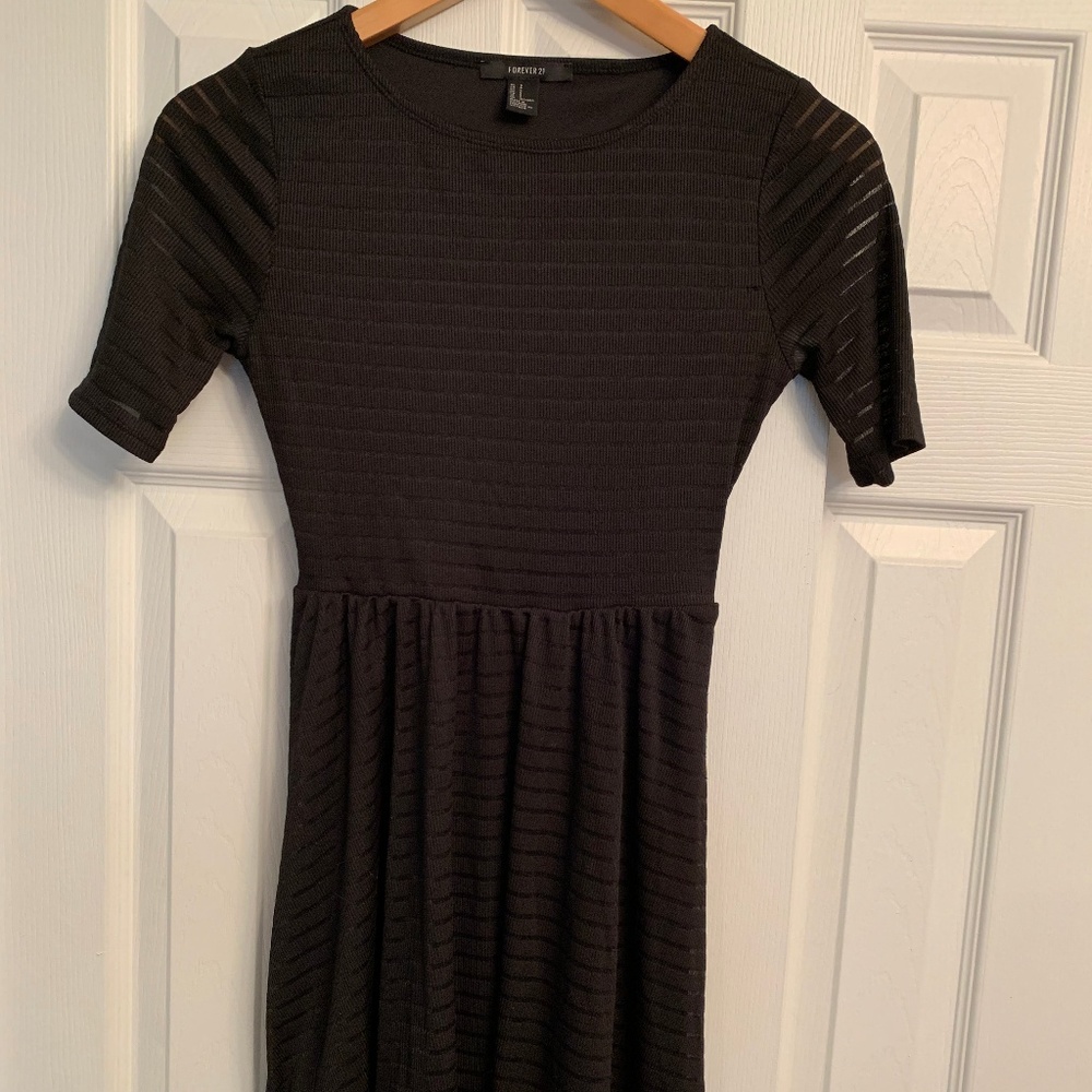 Black Mini Dress - Forever 21 - Size Small